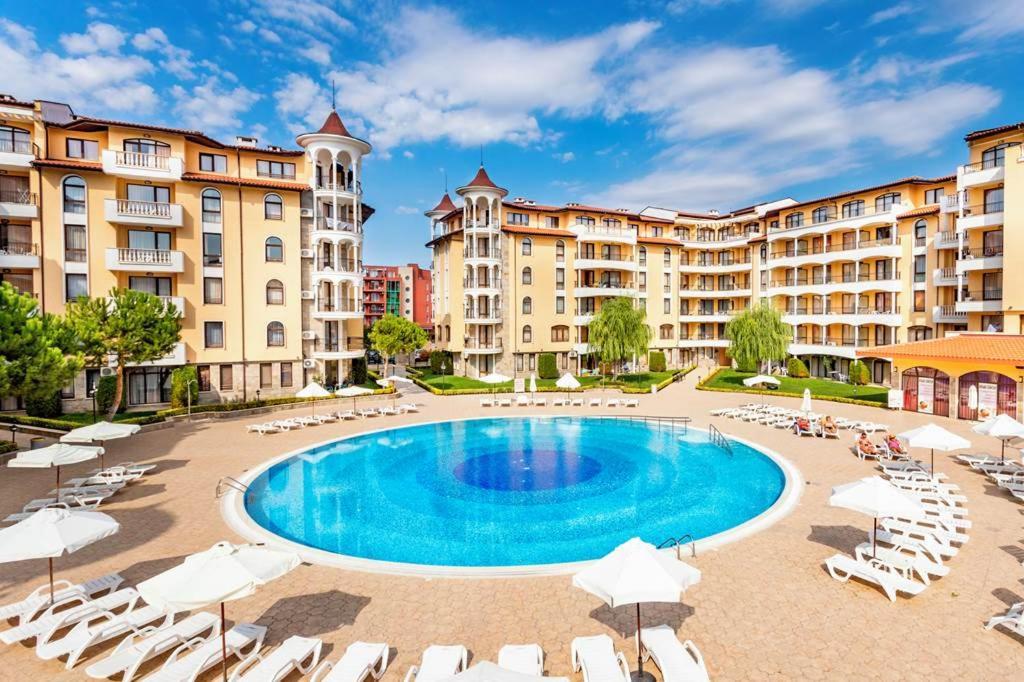 Aparthotel Holiday Apartcomplex Royal Sun Sluneční pobřeží Exteriér fotografie